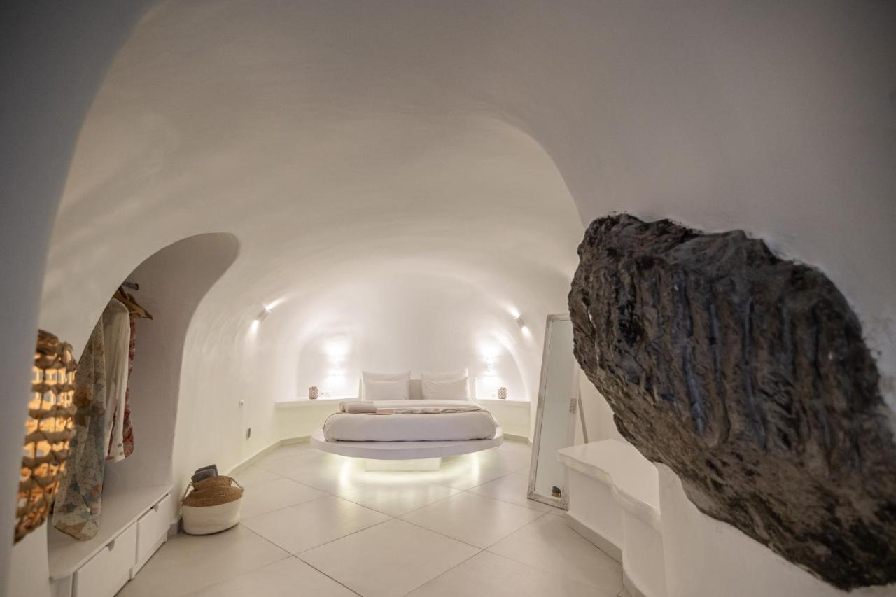 Luxus Vip Suites Иа Екстериор снимка