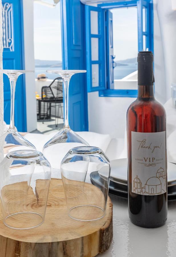 Luxus Vip Suites Иа Екстериор снимка