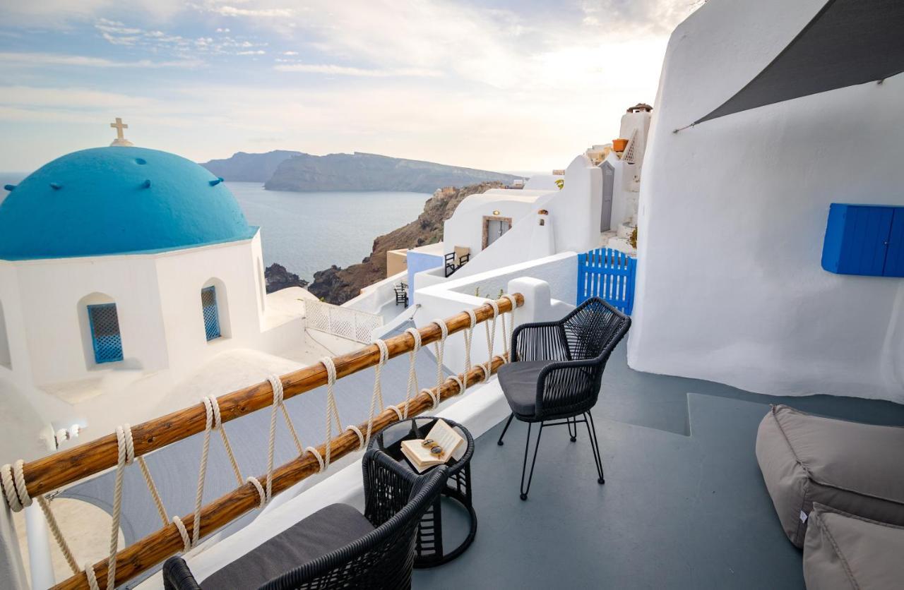 Luxus Vip Suites Иа Екстериор снимка