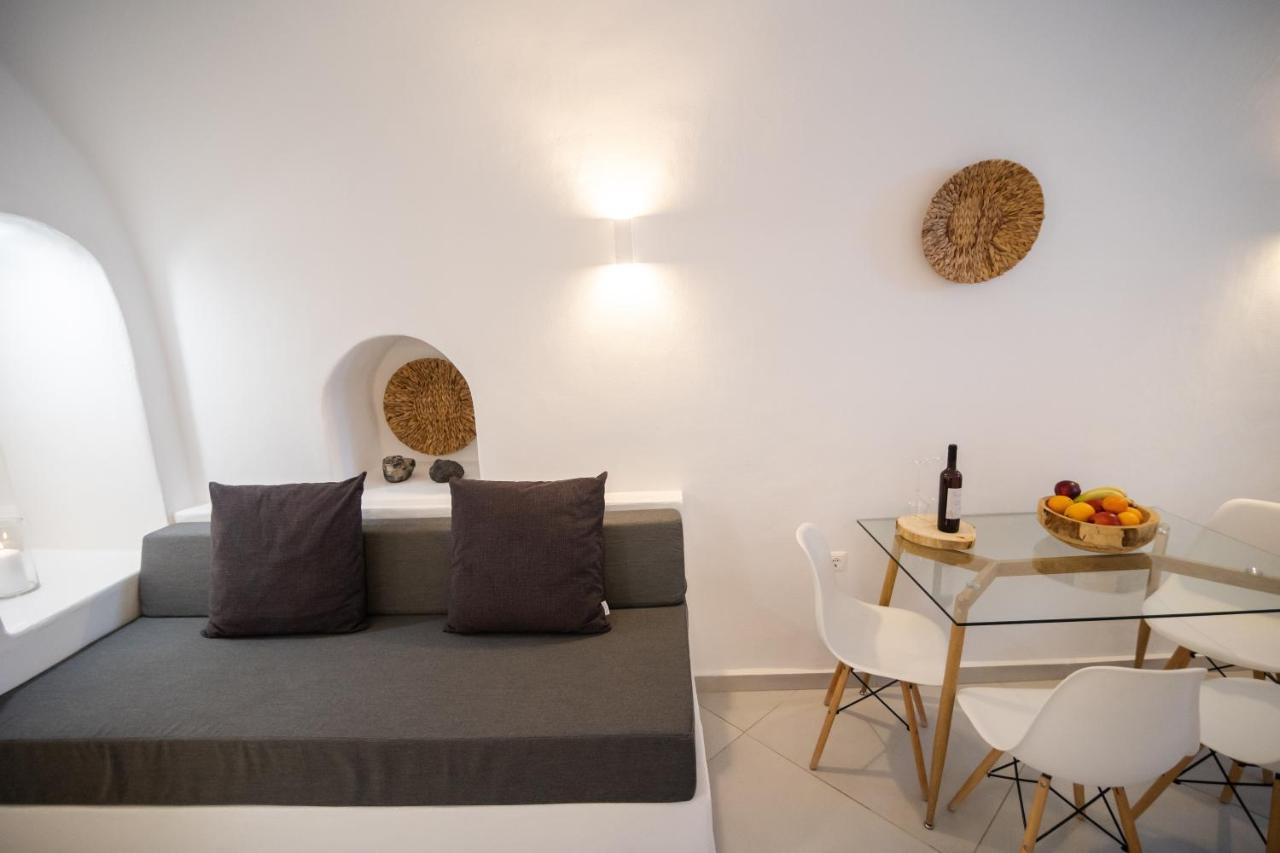 Luxus Vip Suites Иа Екстериор снимка